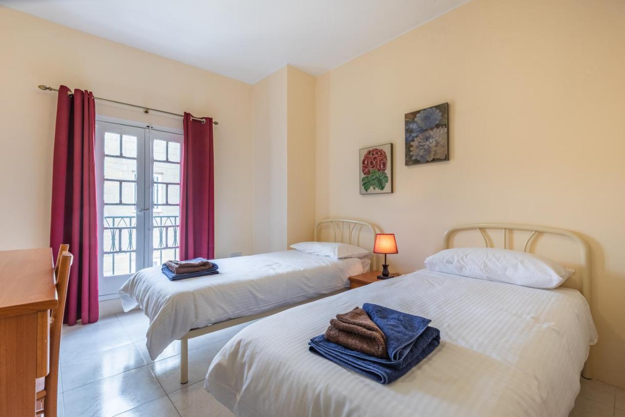 Fantastic 3 Bedroom Duplex Penthouse With Terrace Sliema Exterior foto